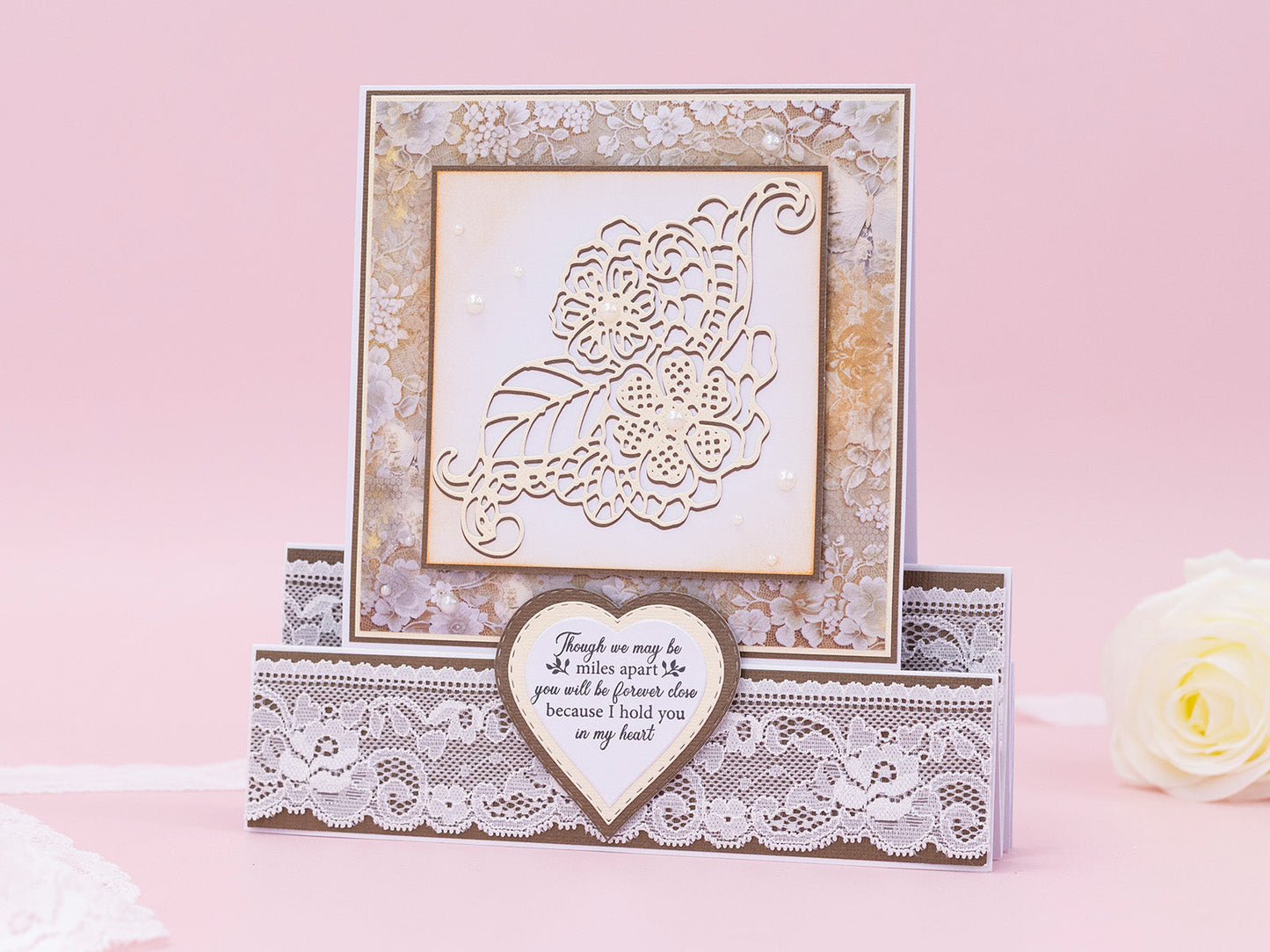 Sara Signature Antique Lace - Lace Embellishment Metal Die Set