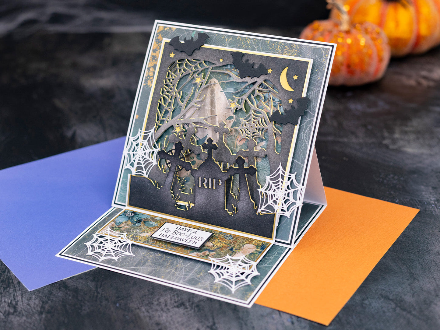 Crafter's Companion Create a Card Die Set Spooky Graveyard