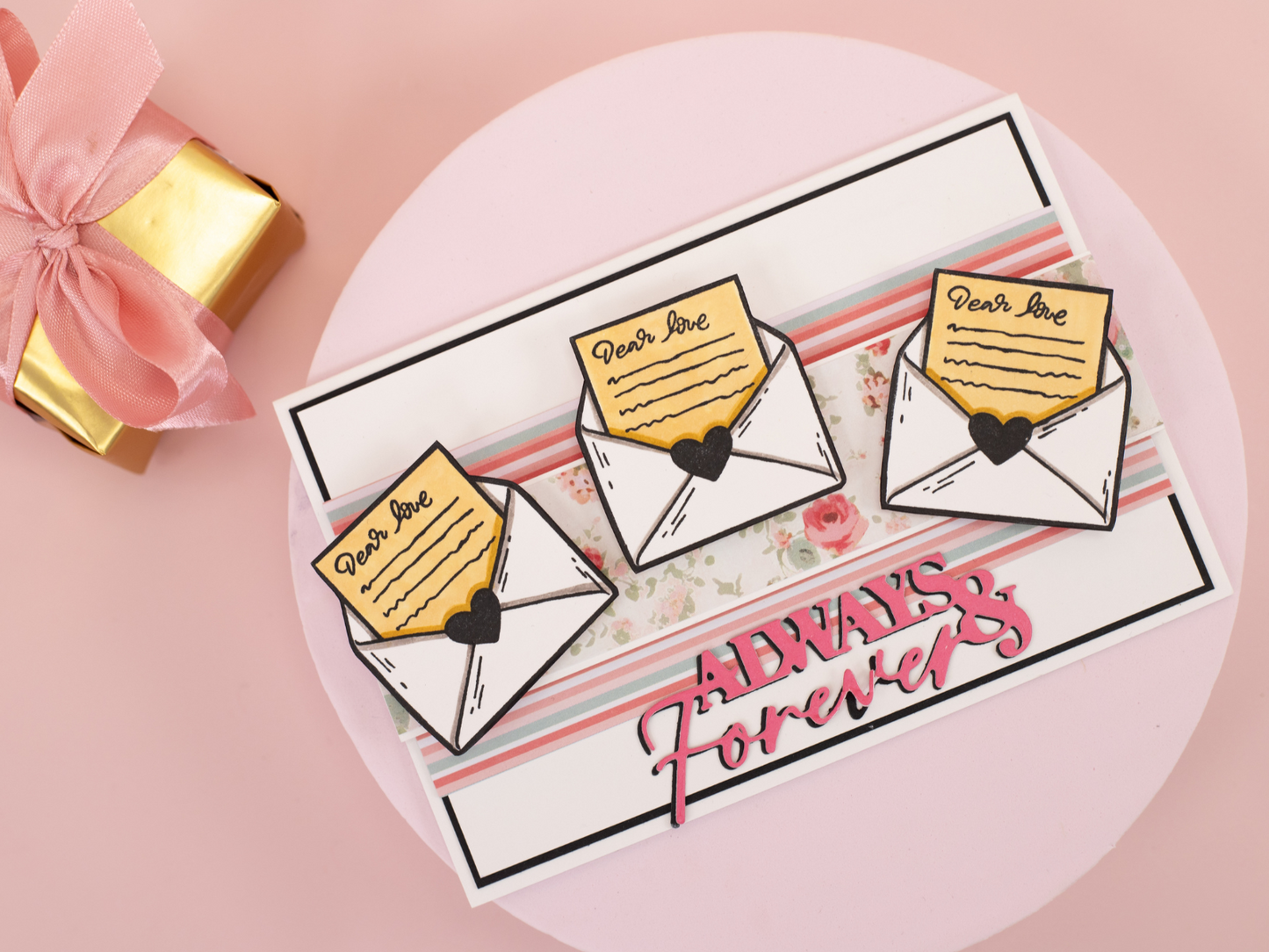 Crafter’s Companion love is in the Air Metal Die - Always & Forever