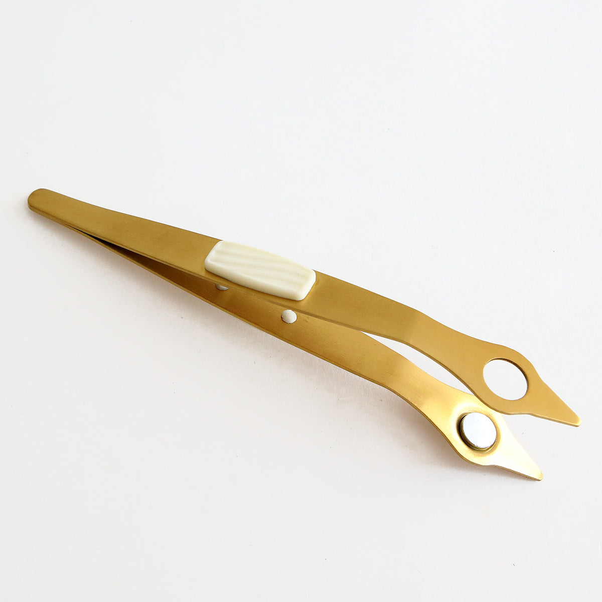 Mini Battery Vacuum, Scrap Can and Magnetic Tweezers