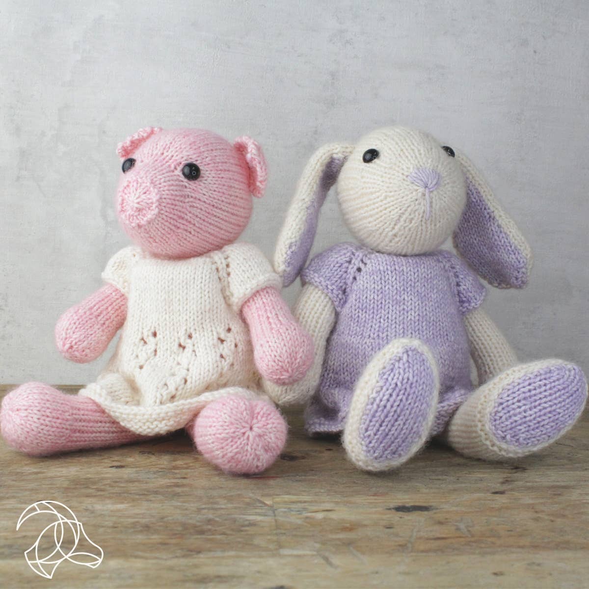 Hardicraft USA - DIY Knitting Kit - Chloe Hare