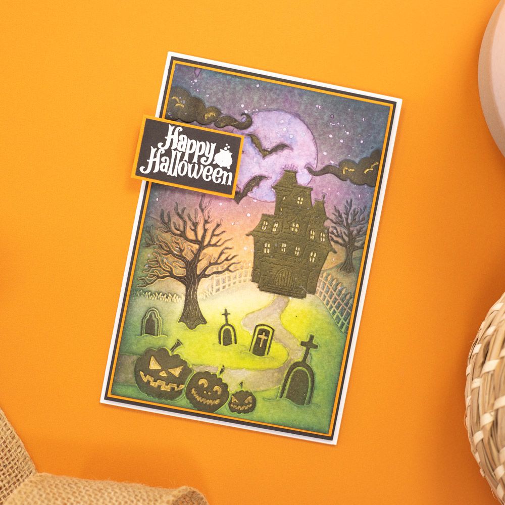 All Hallows Eve Die - Haunted House