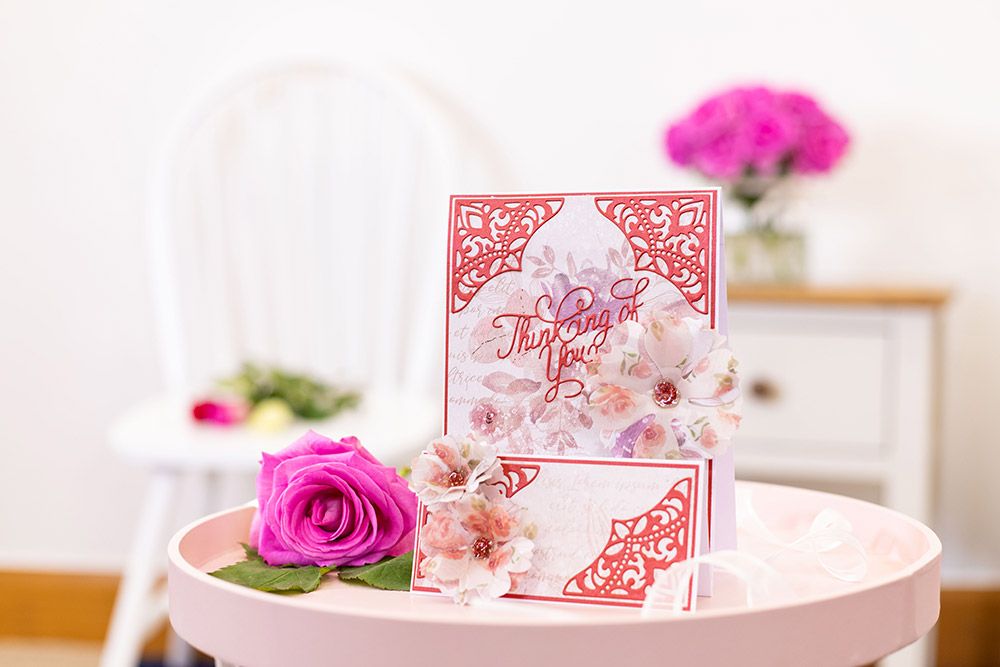 Sara Signature Rose Garden Metal Die - Thinking of You