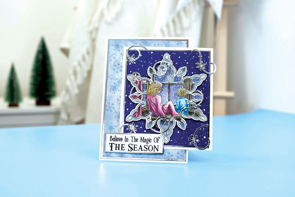 Sheena Douglass In The Frame Snowflake Stories Photopolymer Embossing Folder - Statement Snowflake