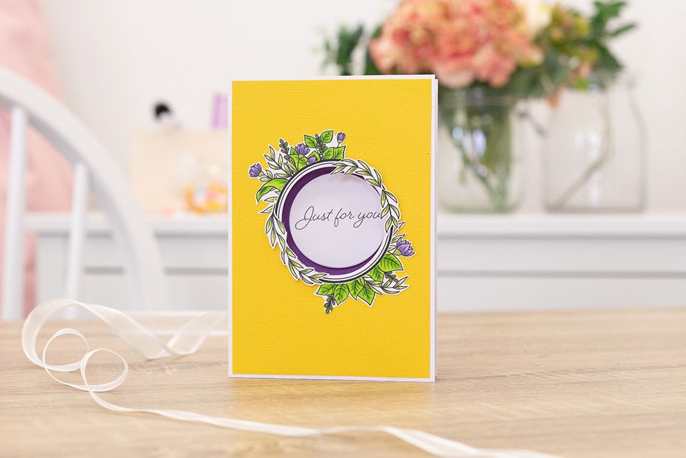 Natures Garden Woodland Friends Stamp & Die - Flourishing Floral Frame
