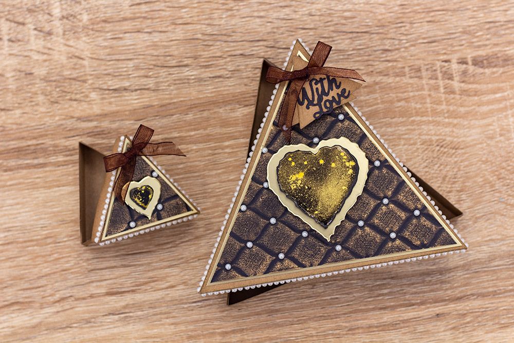 Gemini Dimensional Double-Sided Die - Triangle Box