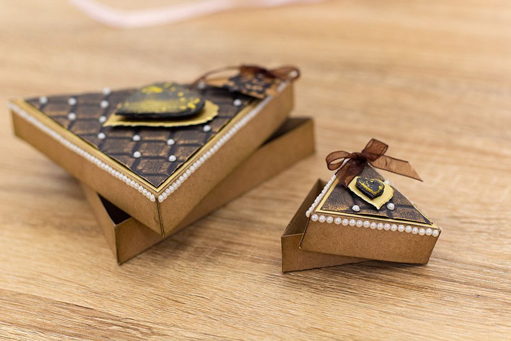 Gemini Dimensional Double-Sided Die - Triangle Box