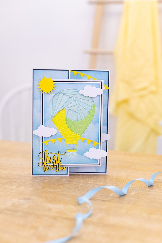 Gemini - Elements - Iris Folding - Up,Up and Away