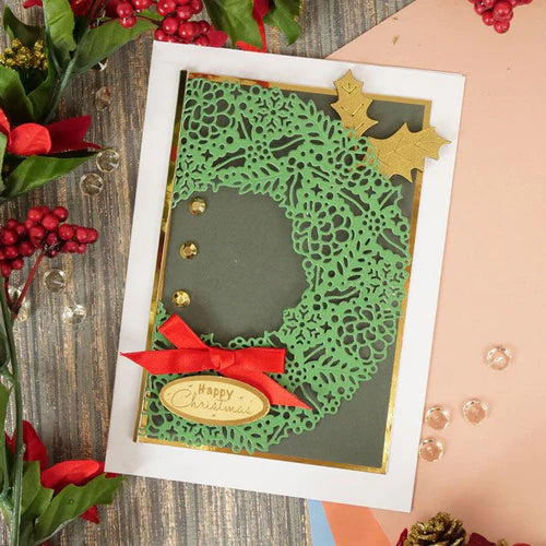 Hunkydory Moonstone Dies - Christmas Wreath