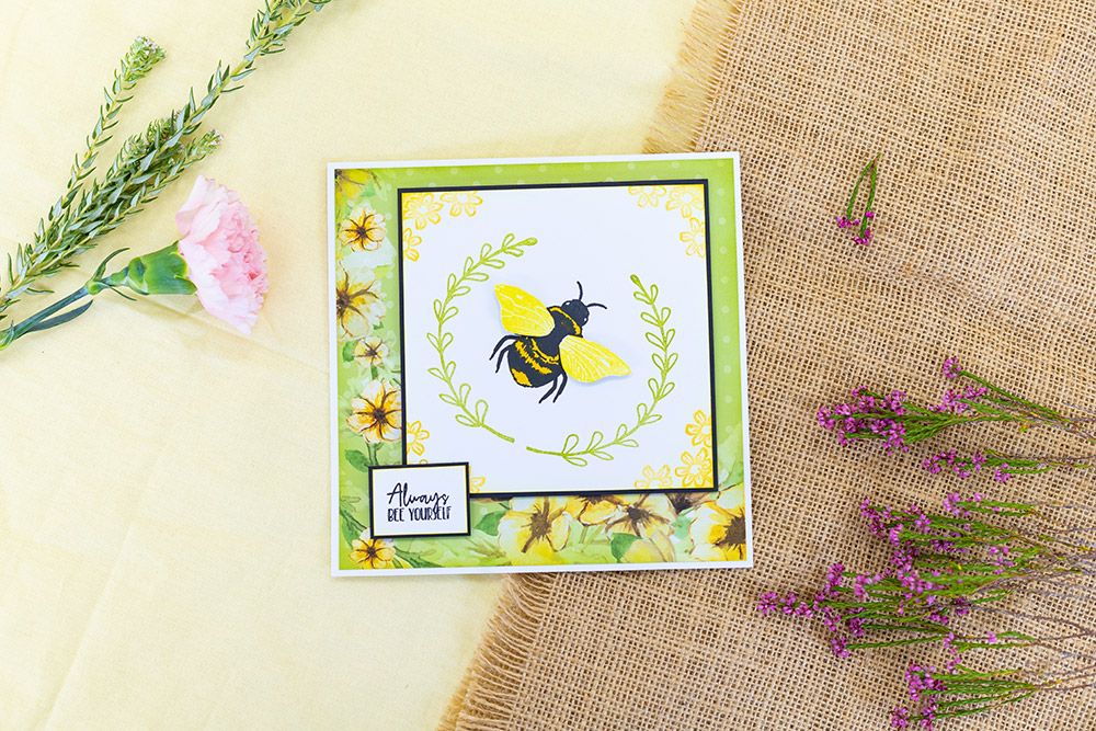 Nature's Garden - Bee-Youtiful Stamp - Build a Bee
