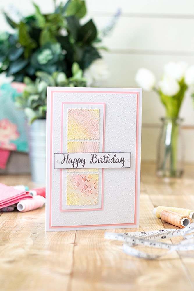 Sara Signature Sew Lovely 5x7 Embossing Folder - Sashiko