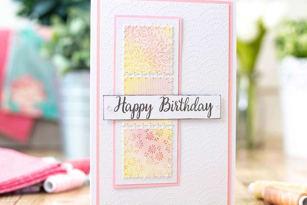 Sara Signature Sew Lovely 5x7 Embossing Folder - Pretty Patchwork