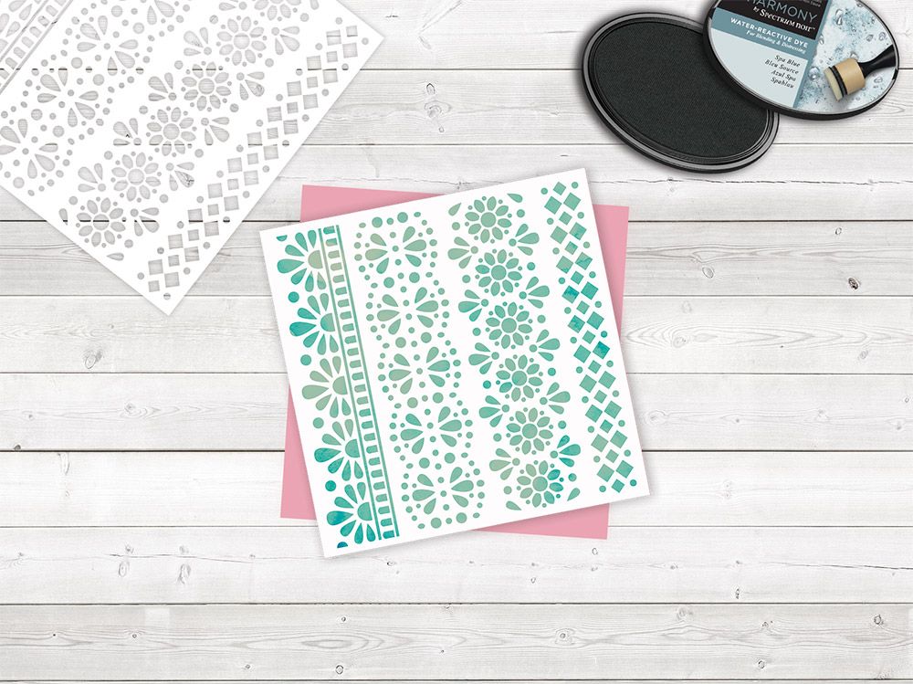 Sara Signature Garden Party Stencil - Traditional Lace Borders