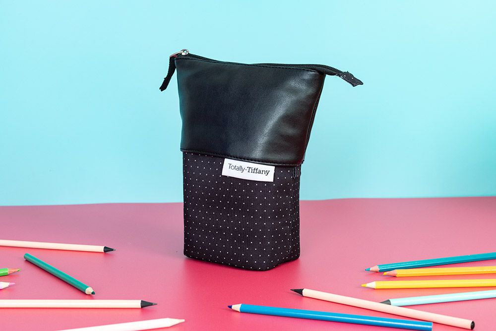 Totally Tiffany - Easy To Organize - Pack n Pop Case - Small