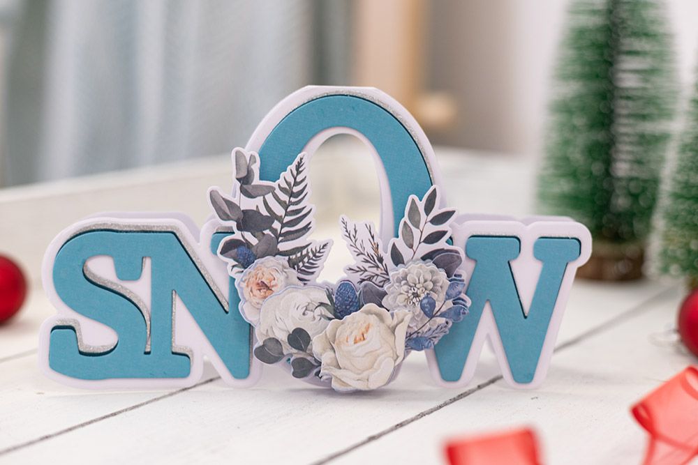 Gemini Winter Floral Elements Die - Winter Roses