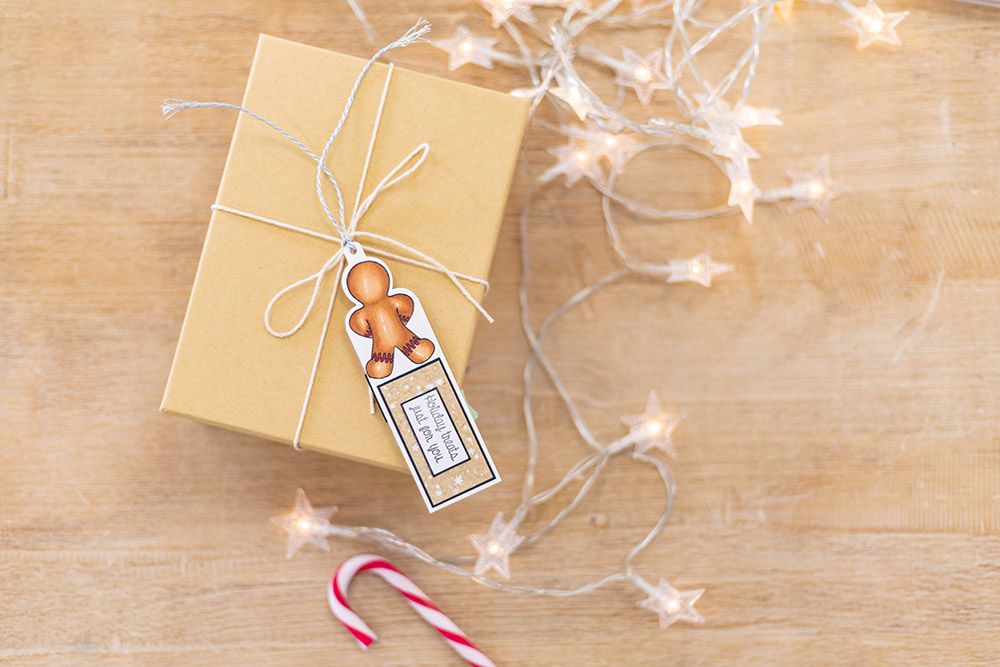 Gemini Stamp & Die - Gingerbread Wishes