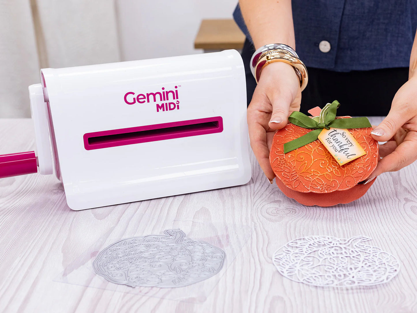 Crafter's Companion - Intricate Pumpkin Season Metal Dies