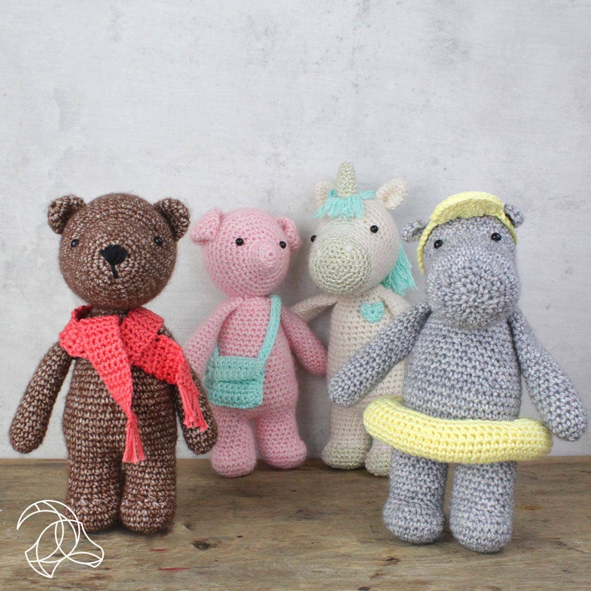 Hardicraft USA - DIY Crochet Kit - Bobbi Bear