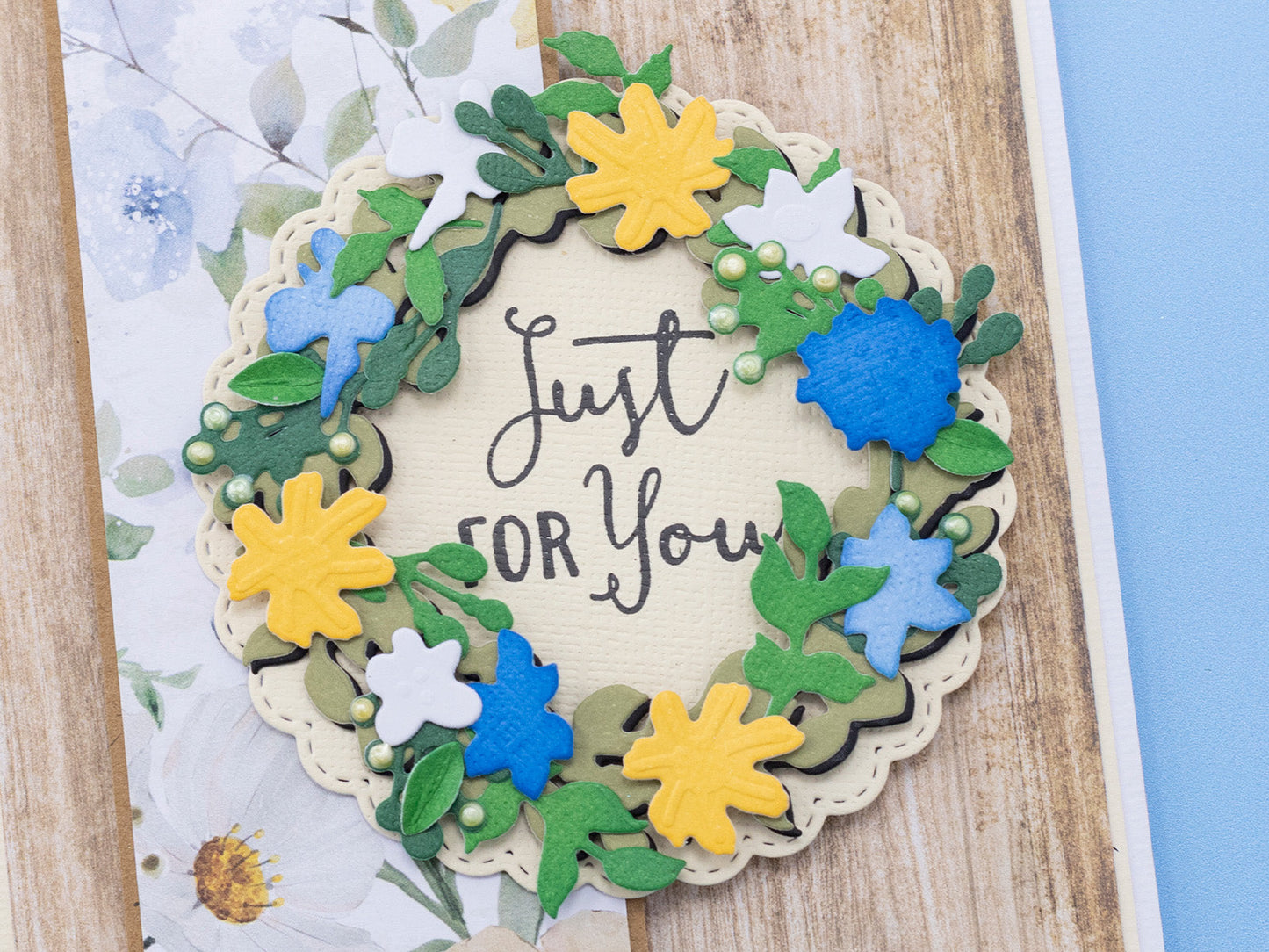 Wildwood Whimsy - Foliage Wreath Metal Die Set