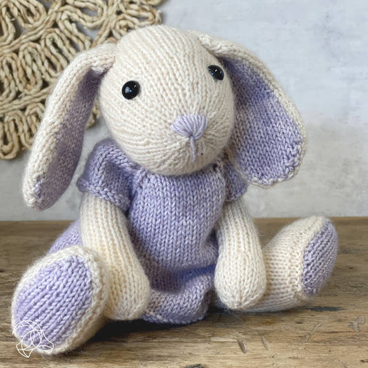 Hardicraft USA - DIY Knitting Kit - Chloe Hare