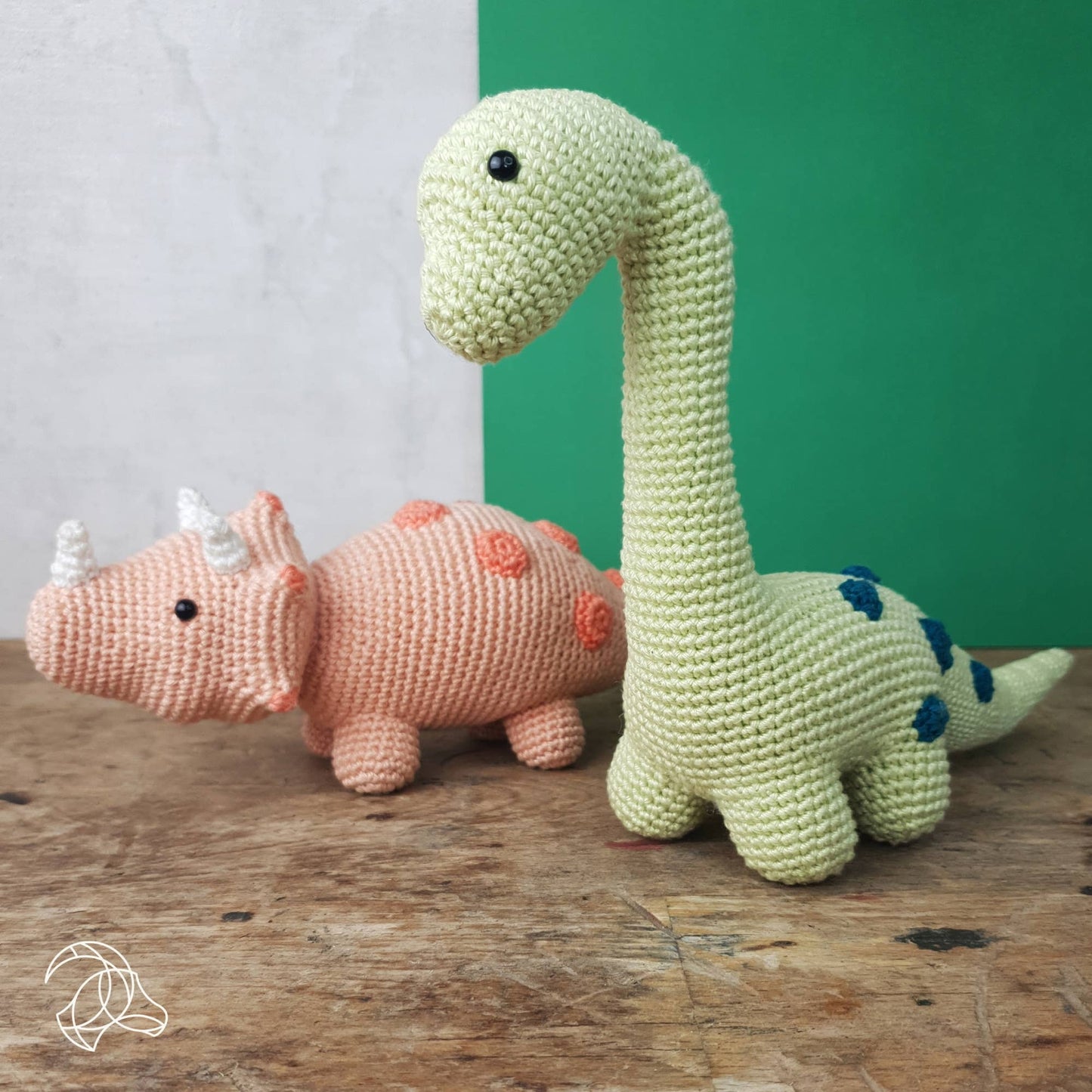 Hardicraft USA - DIY Crochet Kit - Brontosaurus