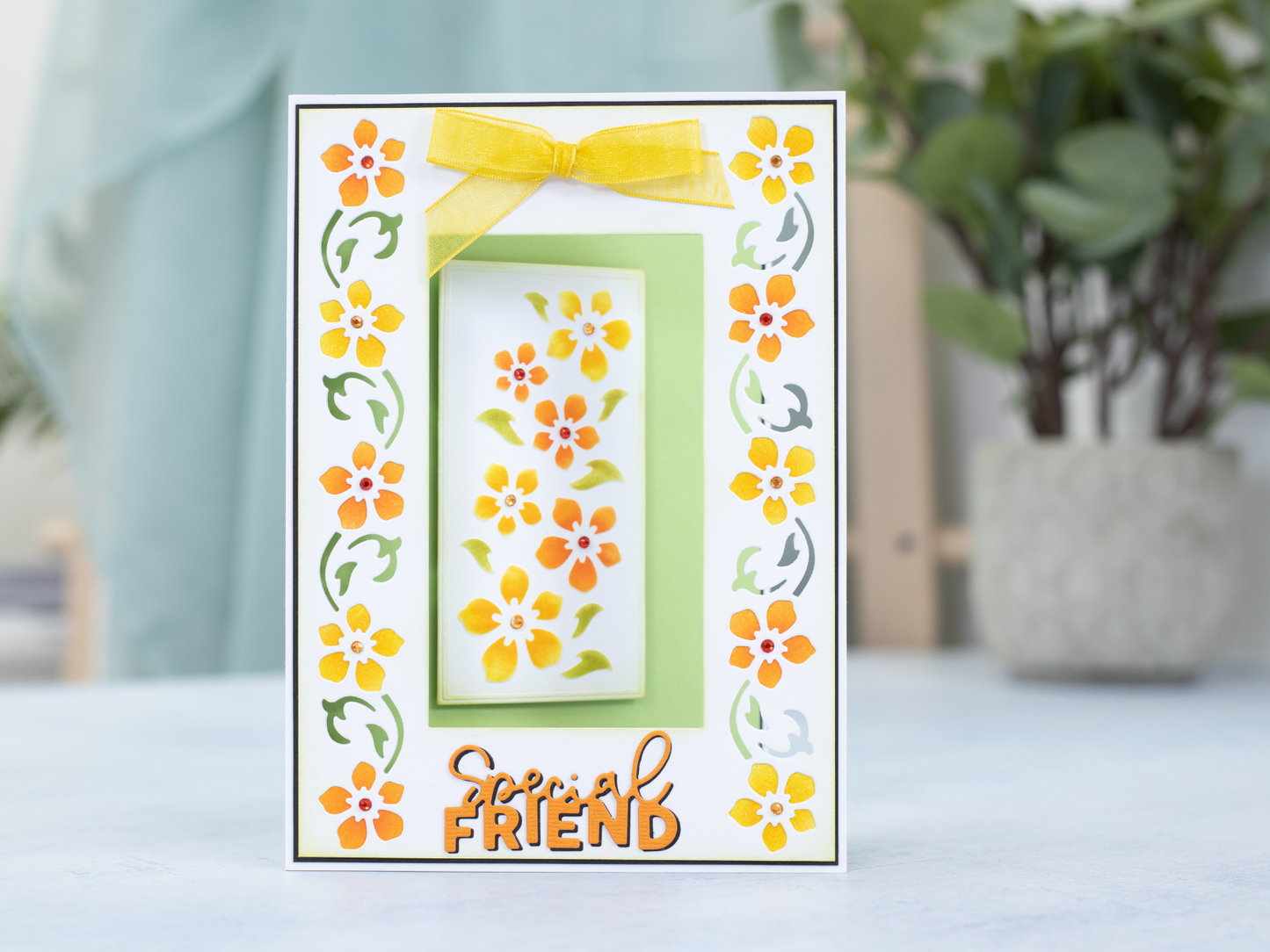 Crafter's Companion - Create A Card Die - Floral Edges