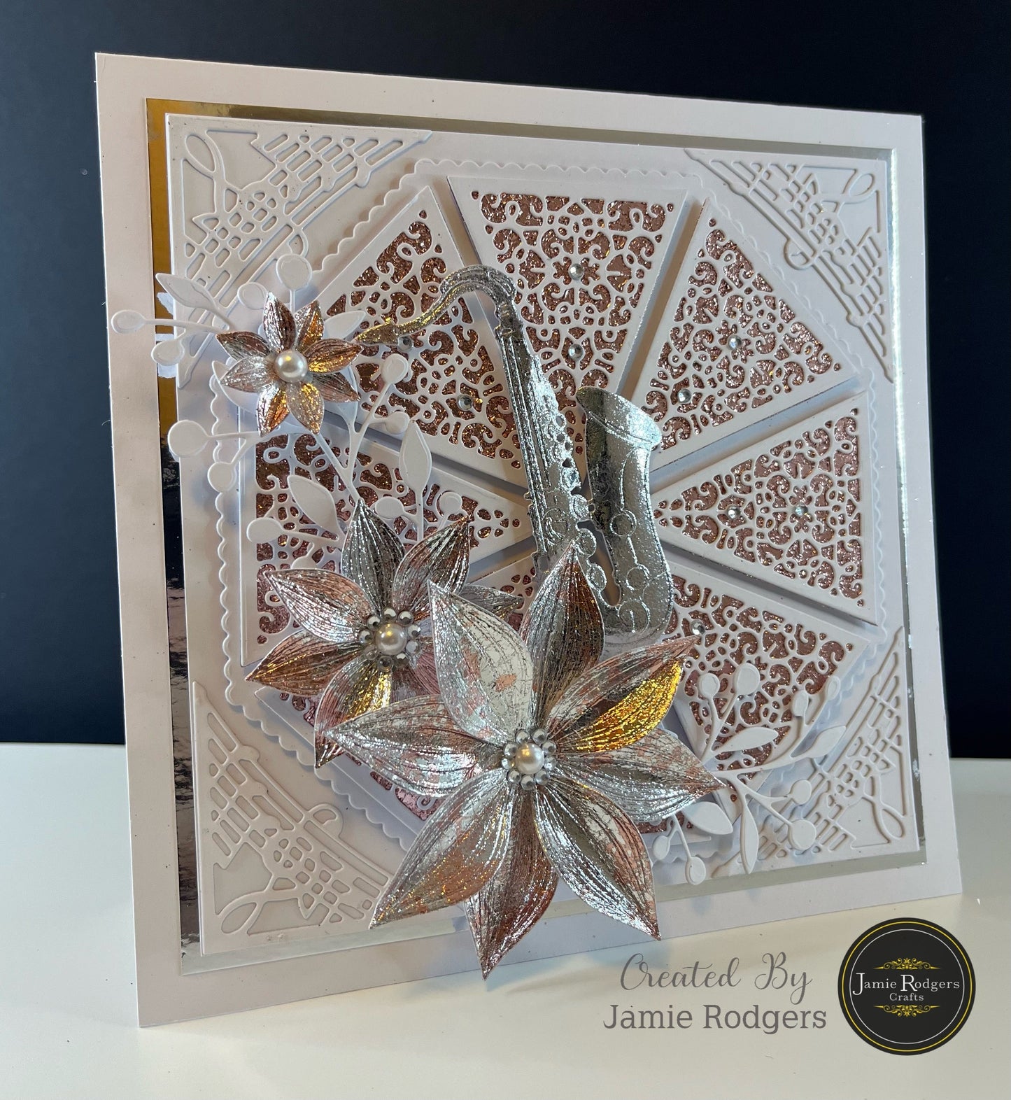 Jamie Rodgers Crafts Rippled Star Blooms Die Set