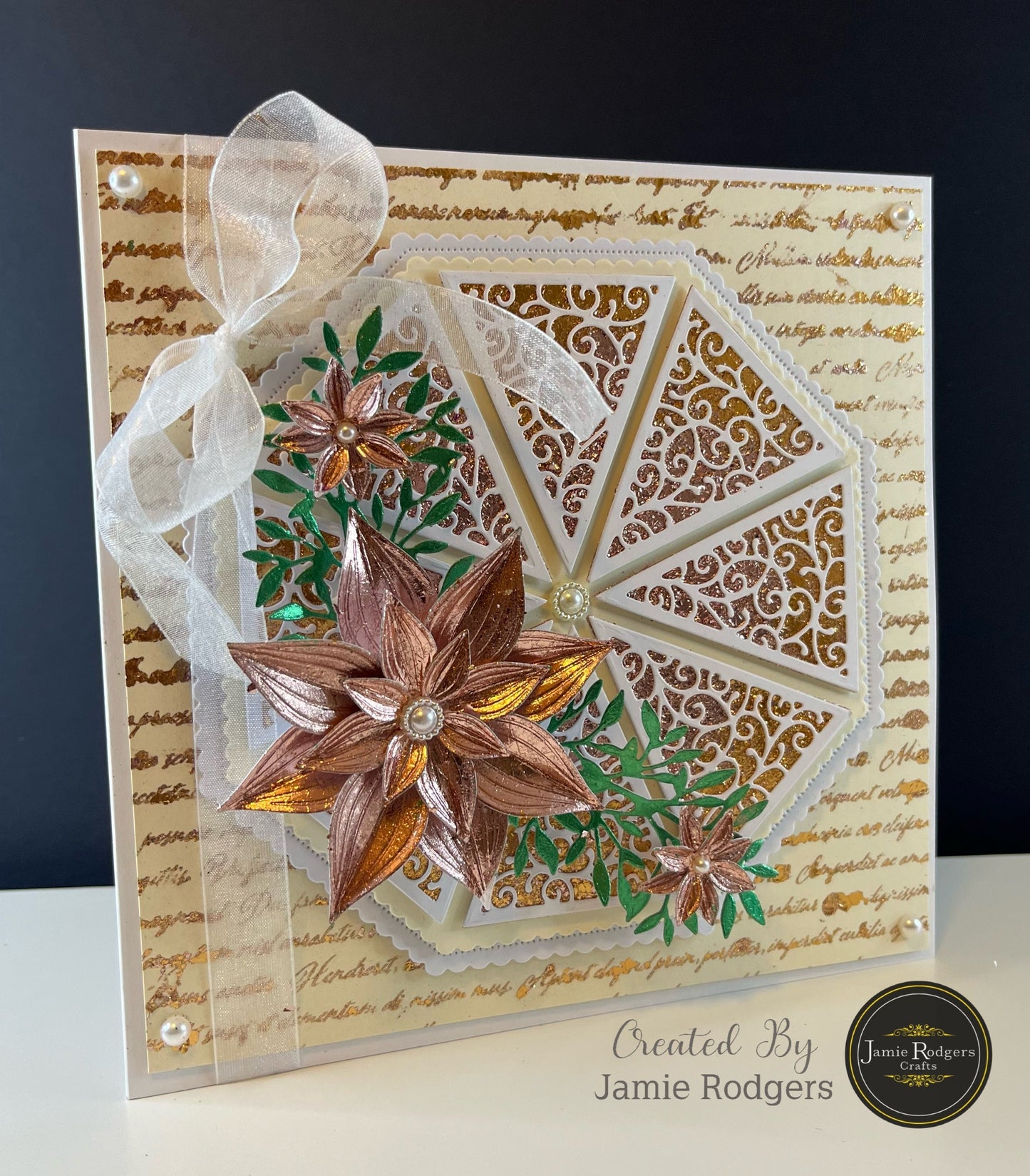 Jamie Rodgers Crafts Rippled Star Blooms Die Set