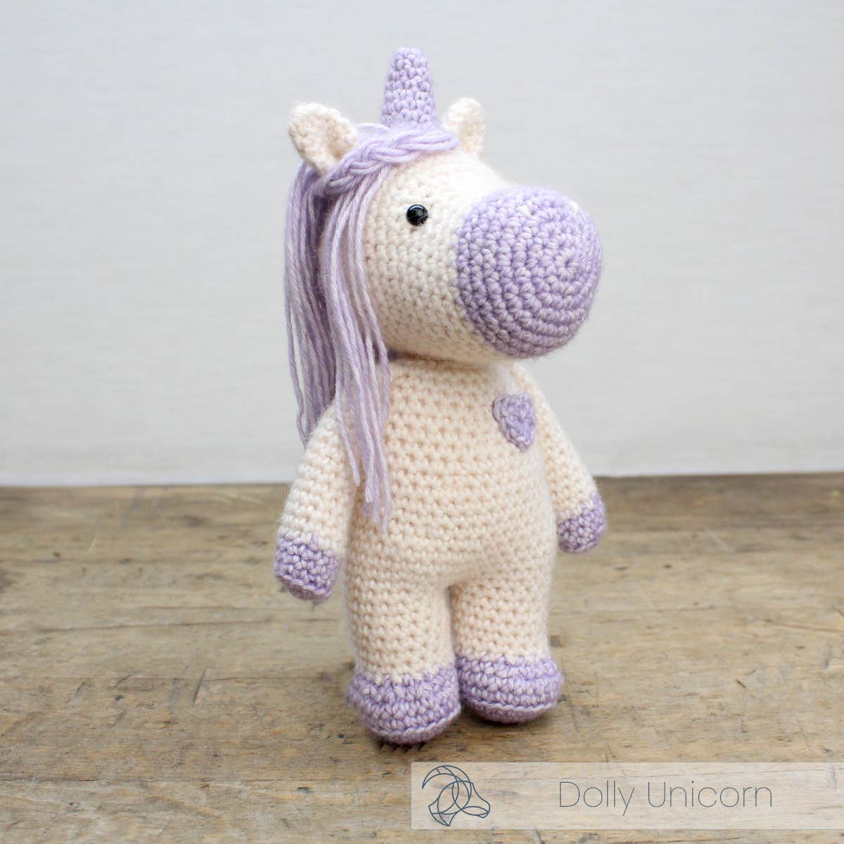 Hardicraft USA - DIY Crochet Kit - Dolly Unicorn