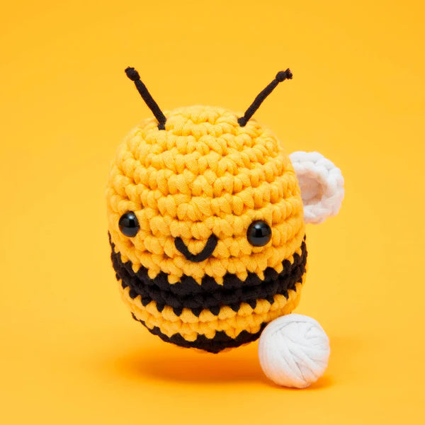 WOobles - Cornelius the Bee Crochet Kit