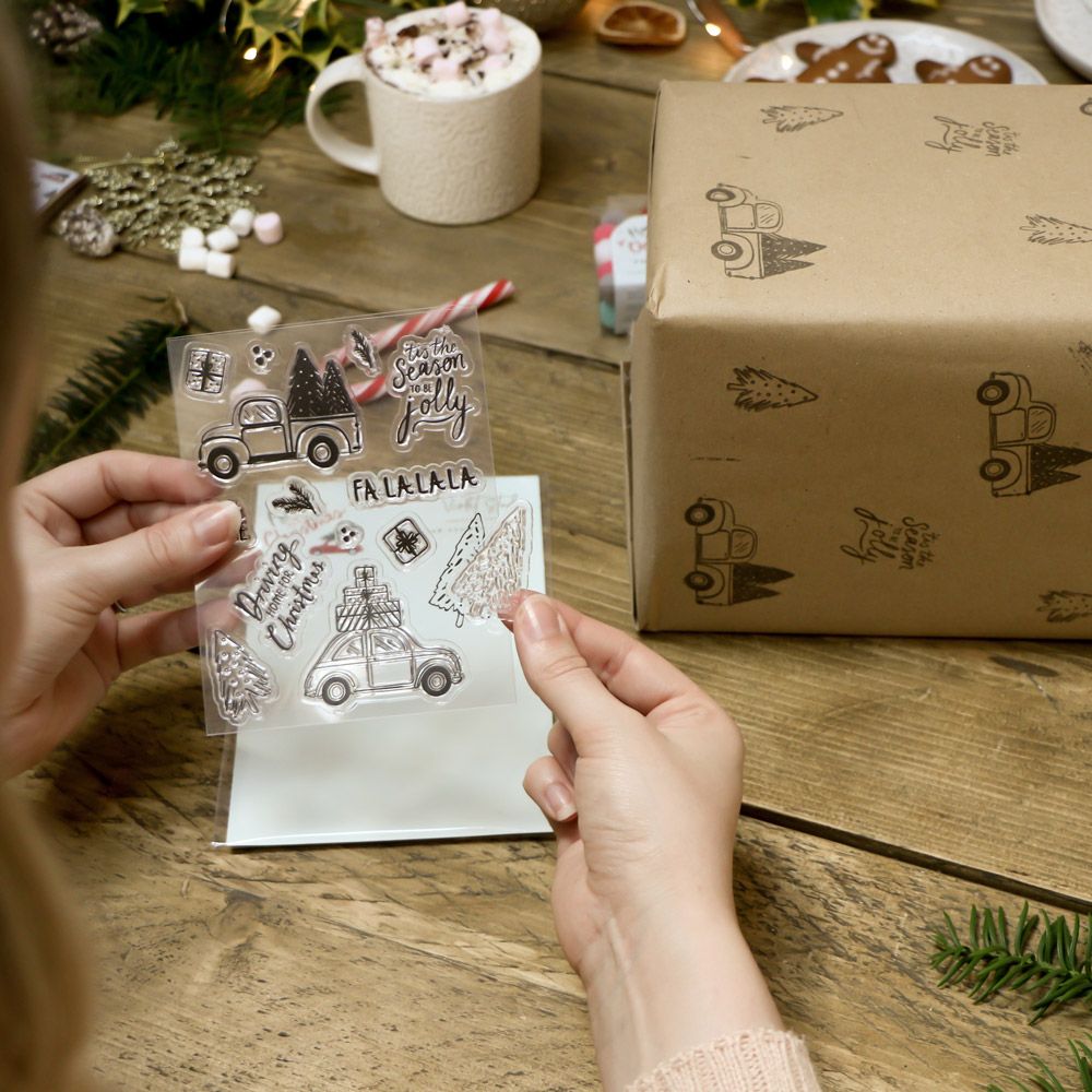 Violet Studios Clear Stamp Set - Home for Christmas