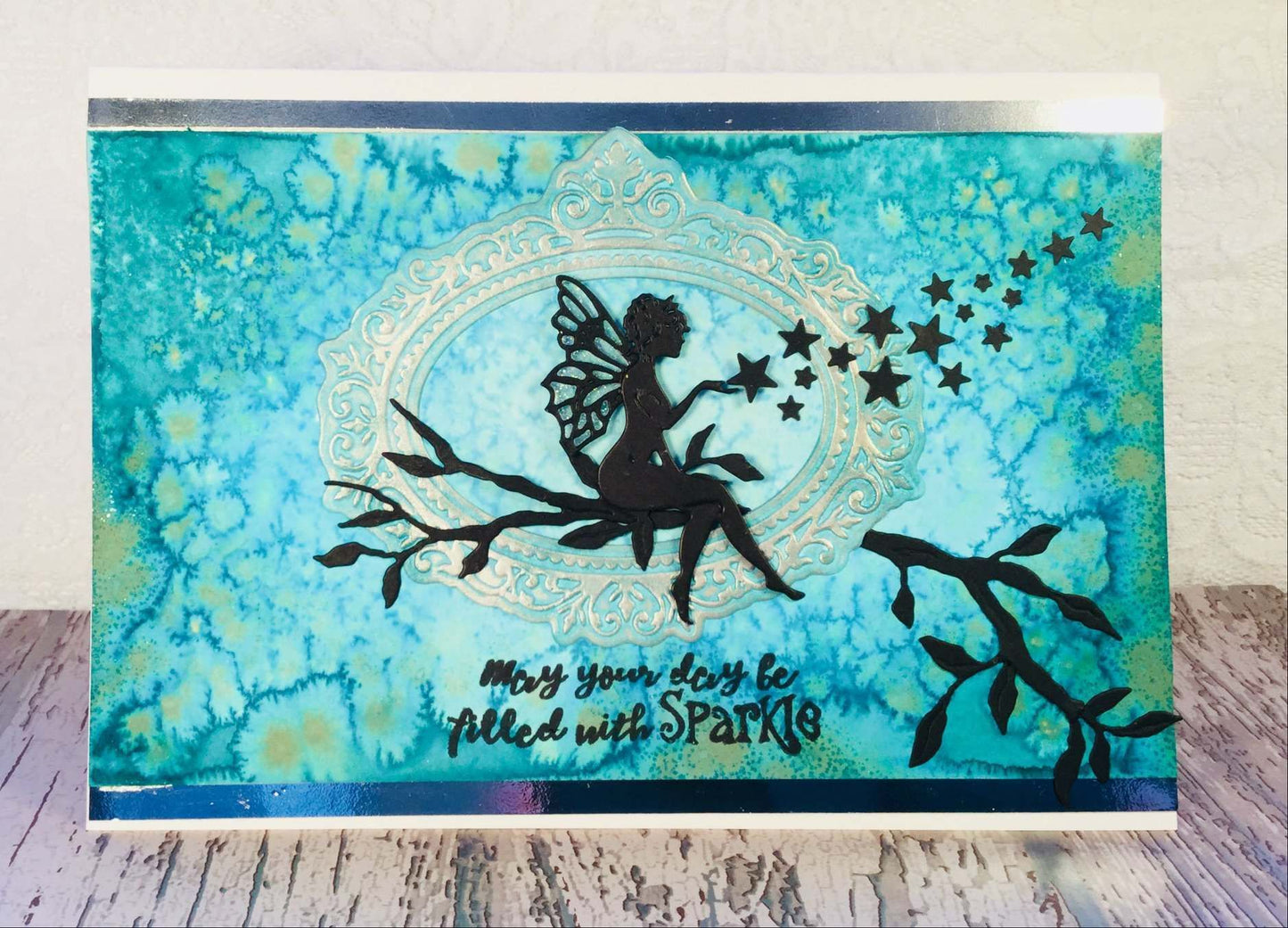 Gemini Cut and Emboss Folder - Provence Frame