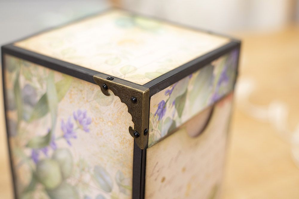 Crafters Companion - 3D Box Corner (72PC)