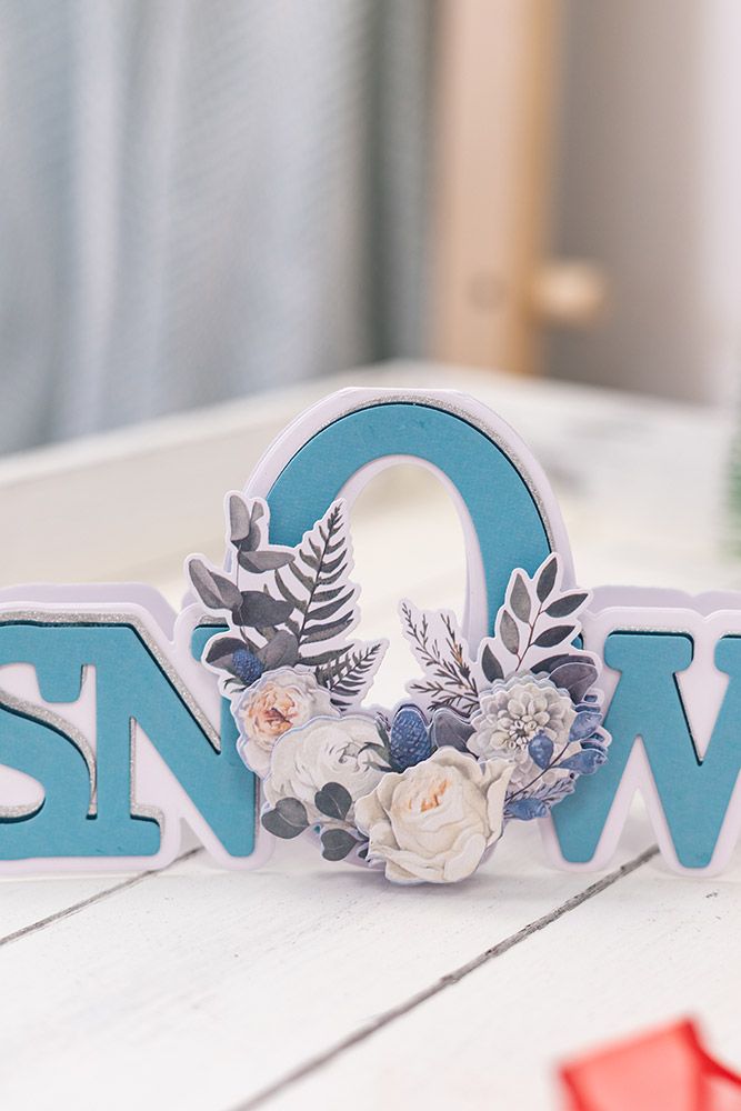 Crafters Companion Winter Floral 6 x 6" Decoupage Topper Pad - Winter Roses